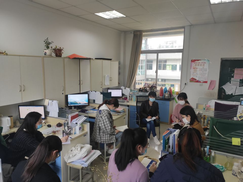 英语组.jpg